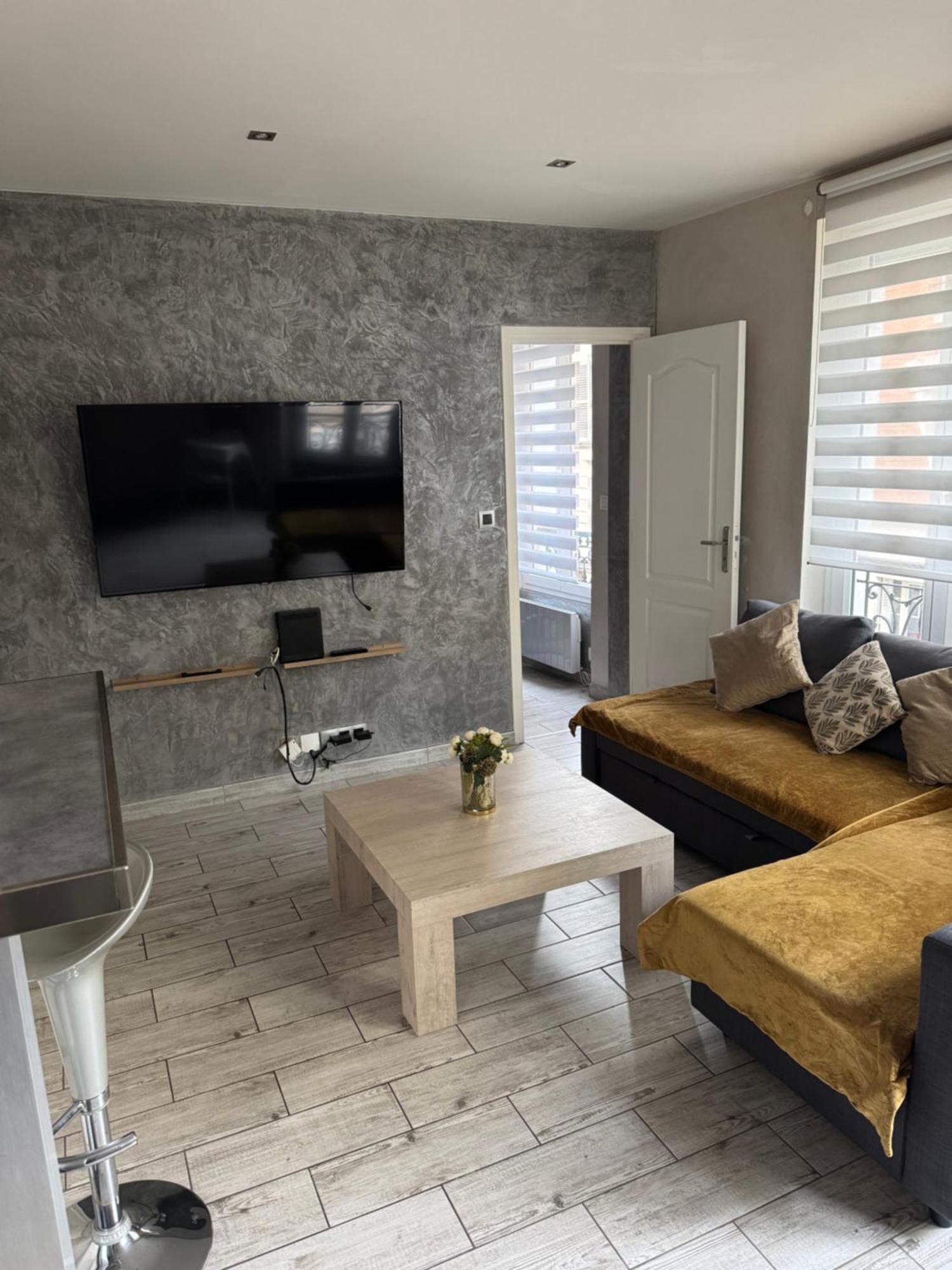 Le Sacre Coeur Apartment